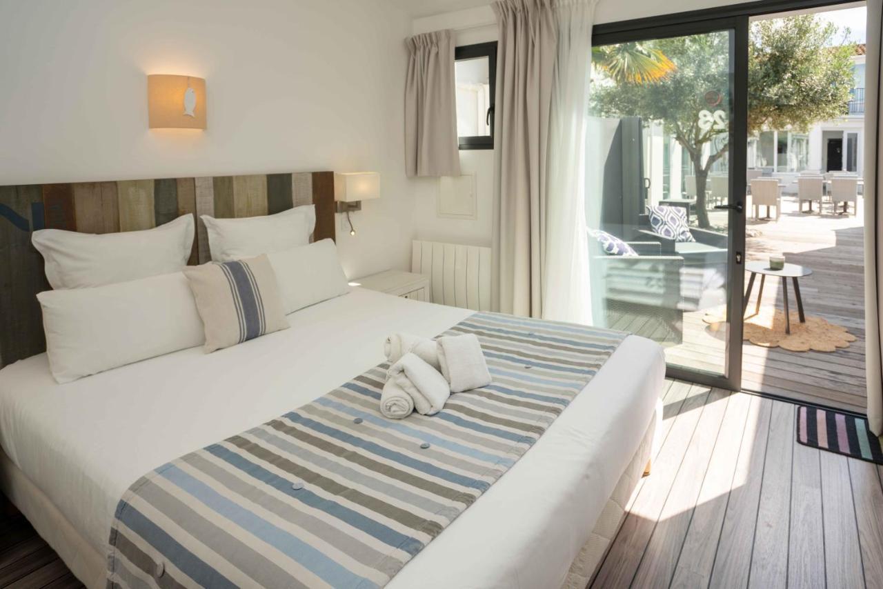Hotel Le Square Saint-Pierre-d'Oleron Esterno foto