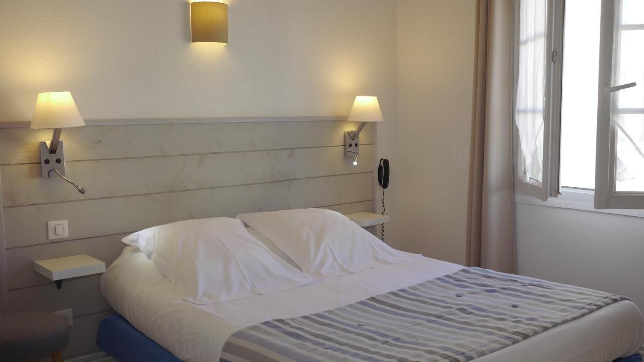 Hotel Le Square Saint-Pierre-d'Oleron Esterno foto